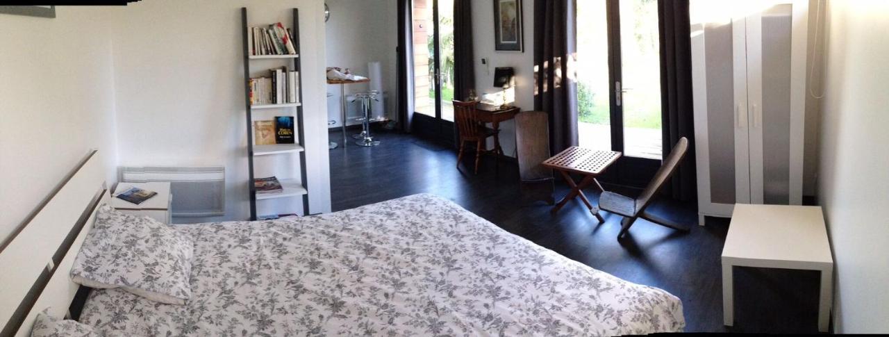 Chambre D'Hotes Du Clos Bamboo Merignac  Bagian luar foto