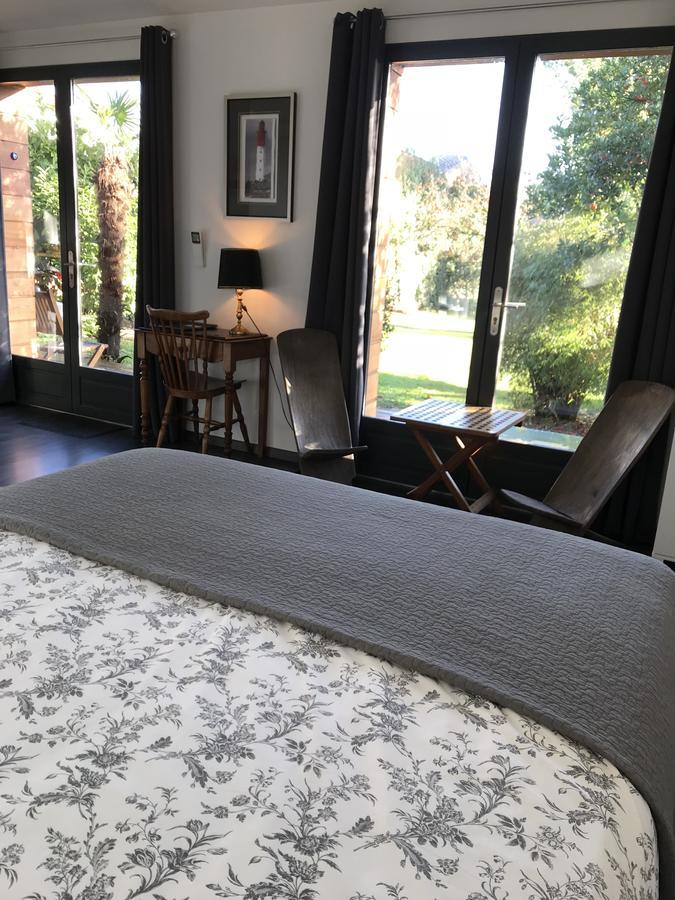 Chambre D'Hotes Du Clos Bamboo Merignac  Bagian luar foto